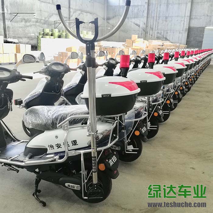 首批交付深圳国际会展中心工作用巡逻电动车