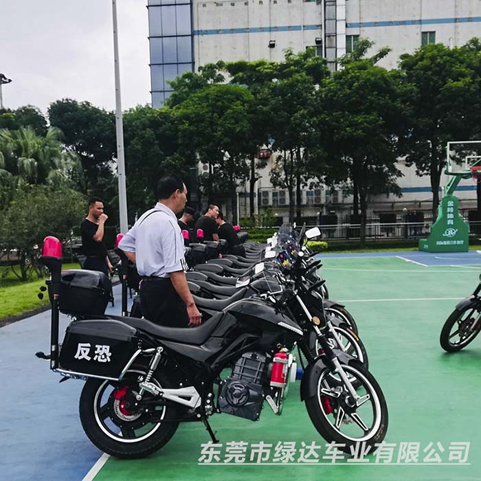 特警反恐警用巡逻电动摩托车